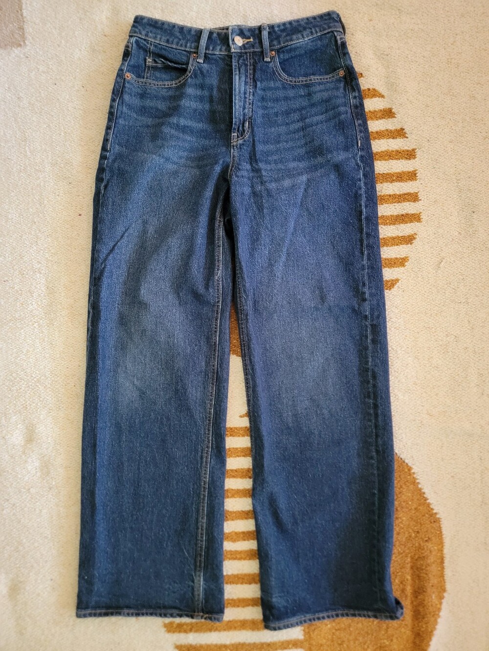 Old Navy Extra High Rise Sky-Hi Wide Leg Jeans